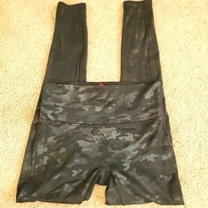 Spanx Faux Leather Camo Leggings M